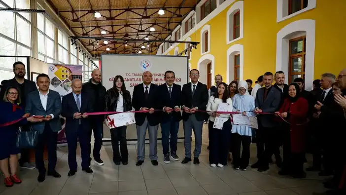 Akçaabat’ta gençlerden bağımlılıkla mücadeleye sanatla mesaj