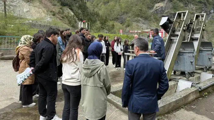 Trabzon’da öğrenciler atık su arıtma sürecini yerinde öğrendi