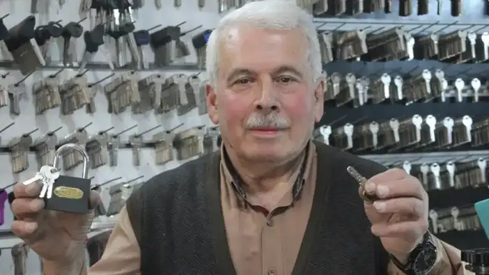 Ordu’da 53 yıllık çilingir mesleğini ilk günkü aşkla sürdürüyor