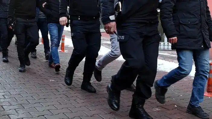 Trabzon dahil 16 ilde DEAŞ operasyonu! 43 gözaltı