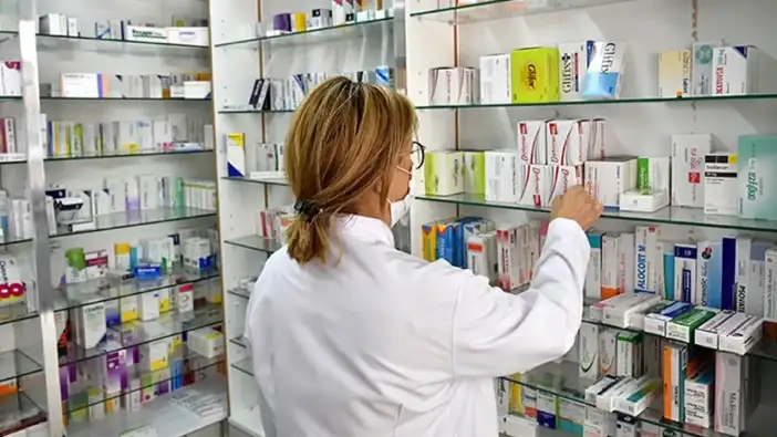 Sağlık ocağı, eczaneler bugün açık mı? 26 Mayıs Arefe günü sağlık ocağı, eczaneler çalışıyor mu?