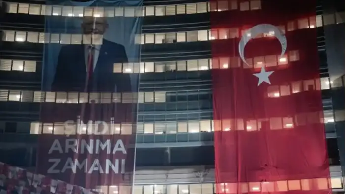 CHP  iki ayrı buluşmaya hazırlanıyor