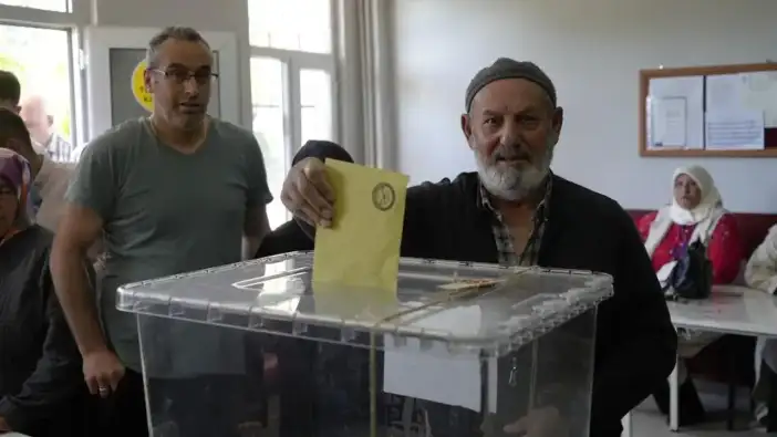 Gümüşhane’de sandık kuruldu! İlk belediye başkanı bugün belli olacak