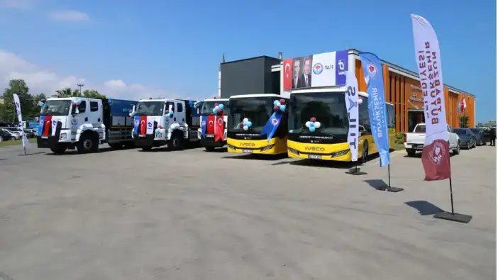 Trabzon Büyükşehir filosunu büyüttü! 5 yeni araç hizmete alındı