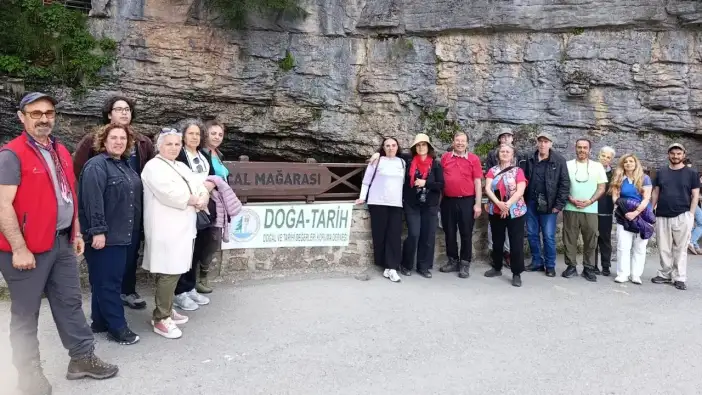Trabzonlu doğaseverler ‘Orman Banyosu’nda buluştu