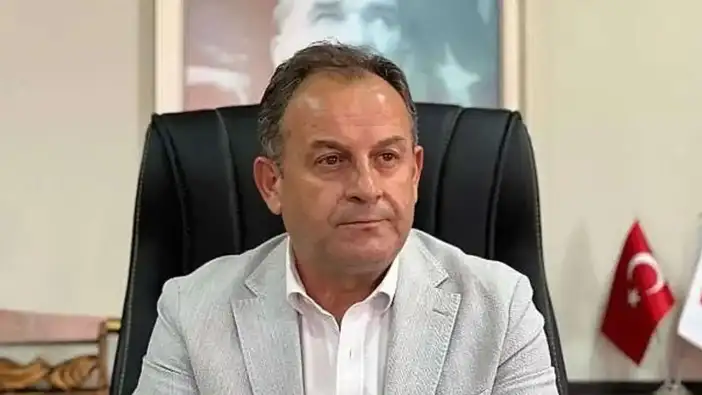 Başkan Bak'tan Genel Merkez önünden mesajını verdi! "Kurultay kararı istiyoruz"