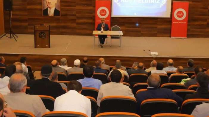 Bayburt’ta yaz Kur’an kursları öncesi seminer düzenlendi