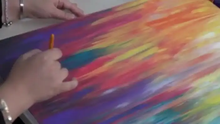 Gümüşhaneli öğretmen çöpleri sanat eserine dönüştürüyor