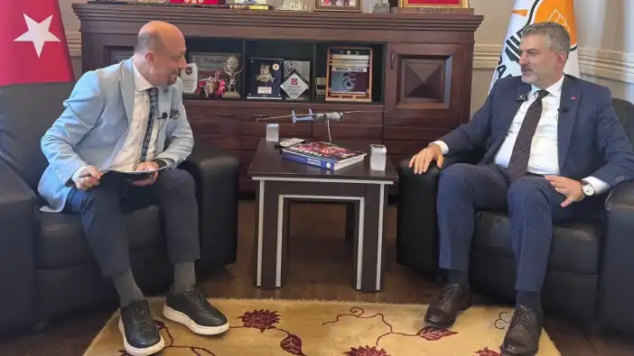 Sezgin Mumcu'dan Şehir Hastanesi alımları için torpil iddialarına net yanıt: "Liste hazırlanmıyor"