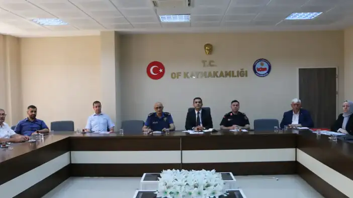 Of'ta kadına yönelik şiddet ve çocuk koruma toplantısı yapıldı