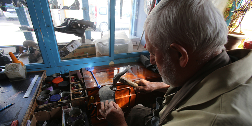 O belki de mesleğinin tek mekteplisi