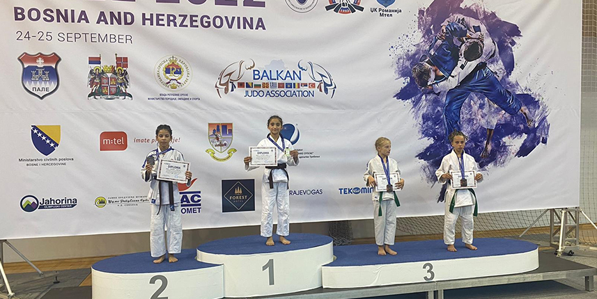 Balkan Şampiyonu Akçaabat Belediyesinden