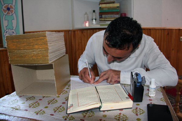 Giresun'da 8 ayda Kur’an-ı Kerim’i elle yazdı