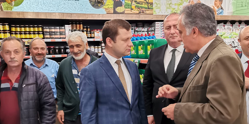 Of'ta Tarım Kredi Kooperatif Market açıldı