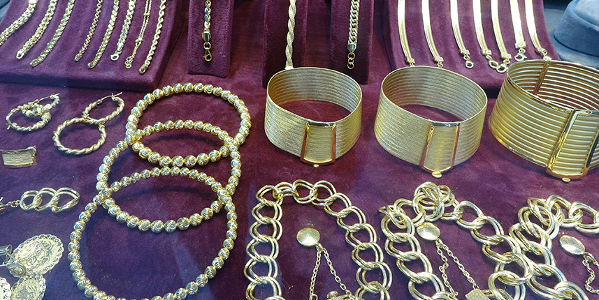 Trabzon'da kuyumcular pandemiden sonra en iyi sezonu geçirdi