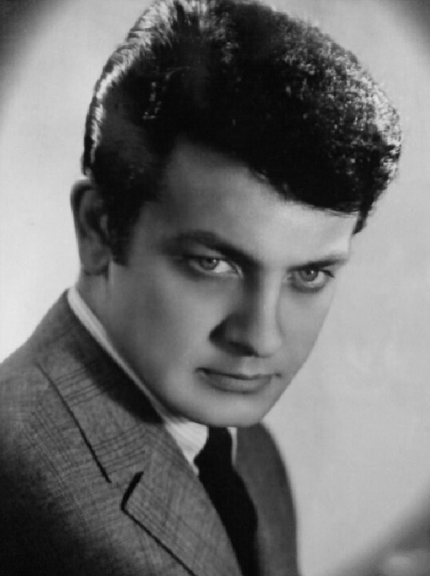 Oyuncu Tunç Oral hayatını kaybetti! Tunç Oral Kimdir?