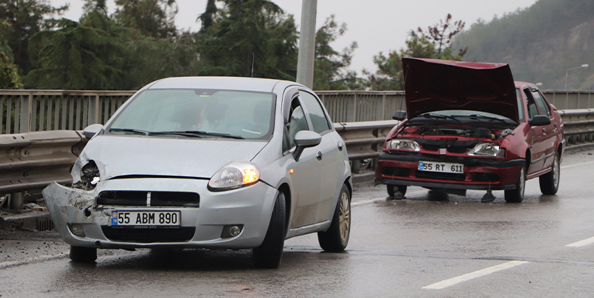 Samsun'da 8 araç birbirine girdi: 1 yaralı 