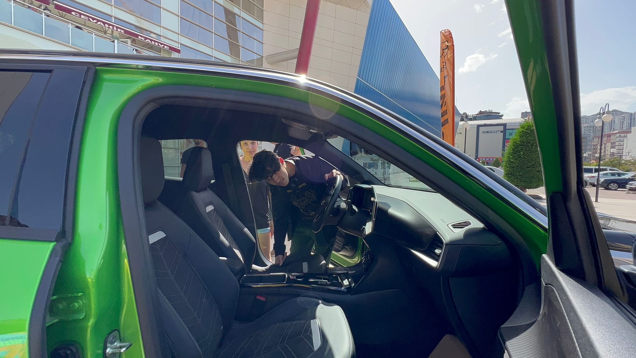 Trabzon’da Vardallar Otomotiv 3 yeni aracını tanıttı (3)