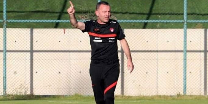 TÜFAD Trabzon’dan teknik direktör Ali Nadir Başkan’a tebrik