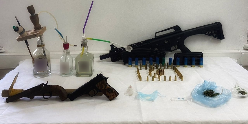 Trabzon’da sakladıkları uyuşturuculara jandarma operasyonu