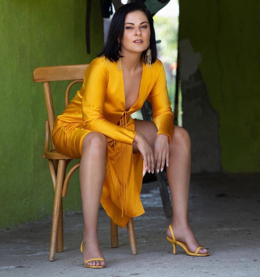 Akasya Durağı'nın Gülbin'i Aslı Altaylar'dan güzel haber geldi, Ünlü yönetmenle beraber