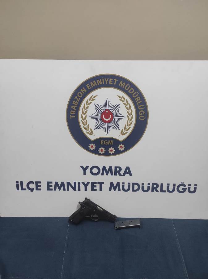 Trabzon’da ruhsatsız silah ve uyuşturucu yakalandı