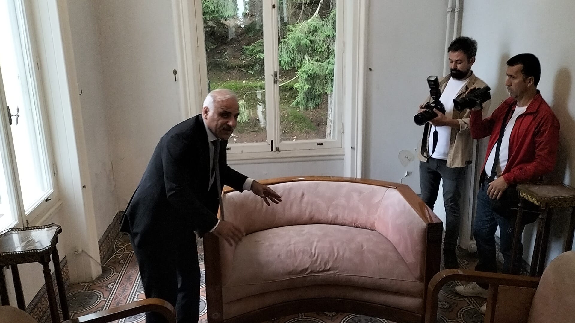 Atatürk Köşkü tadilata girdi, Zorluoğlu tarih verdi