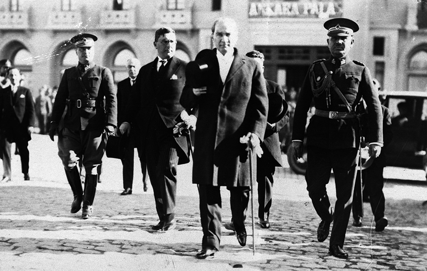 Türkiye Cumhuriyeti 99'uncu yaşını kutluyor