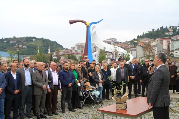 Her evin bahçesine Yomra elması