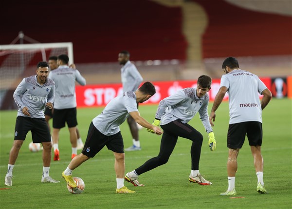 AA-20221005-29077881-29077869-MONACOTRABZONSPOR_MACINA_DOGRU