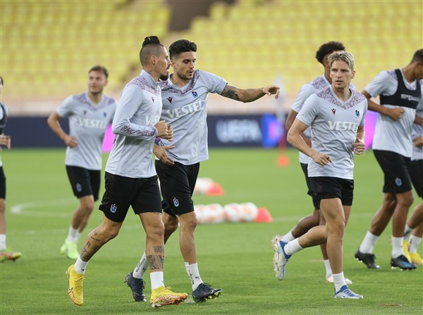 AA-20221005-29077881-29077877-MONACOTRABZONSPOR_MACINA_DOGRU