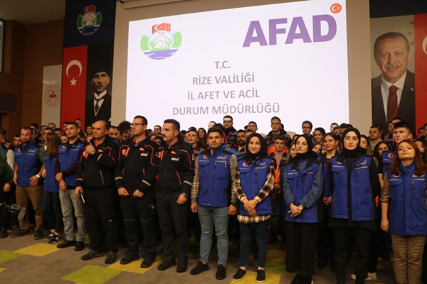 Rize AFAD'a 137 yeni genç personel alındı