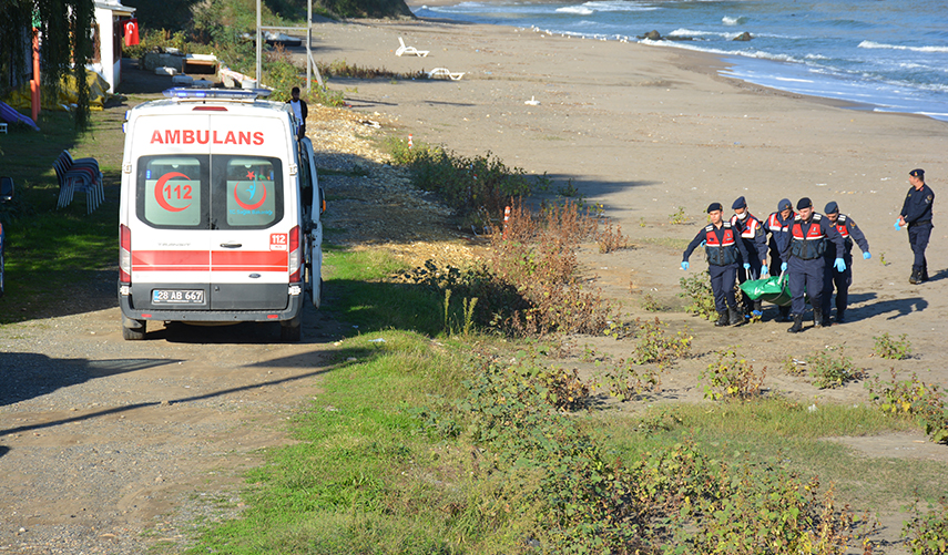 Giresun'da deniz kenarında ceset bulundu