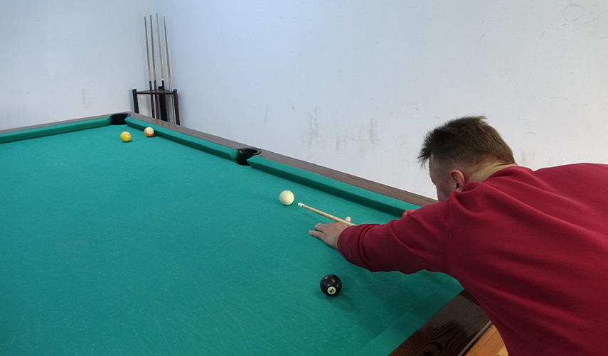 Rizeli Gurbetçi, okuduğu ilkokulu sevgi konağına dönüştürdü