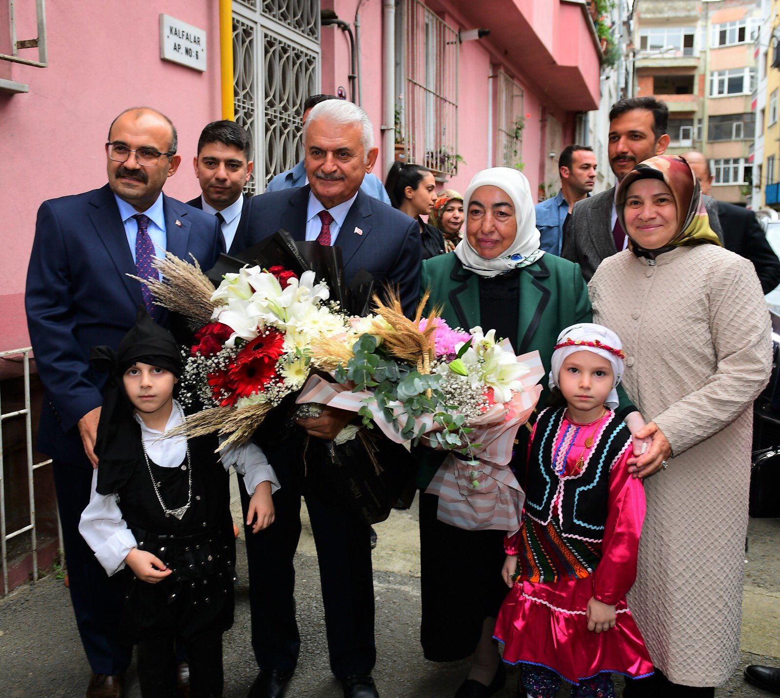 Binali Yıldırım Trabzon'da Fatma Tuna Anaokulunu açtı