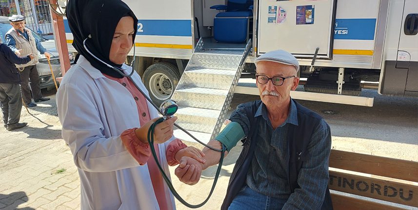 Ordu'da mobil sağlık tarama aracı vatandaşlara ulaştırılıyor 