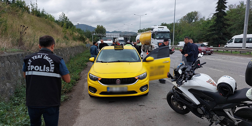 Taksiye yolcu olarak bindi! Silah zoruyla gasp etti
