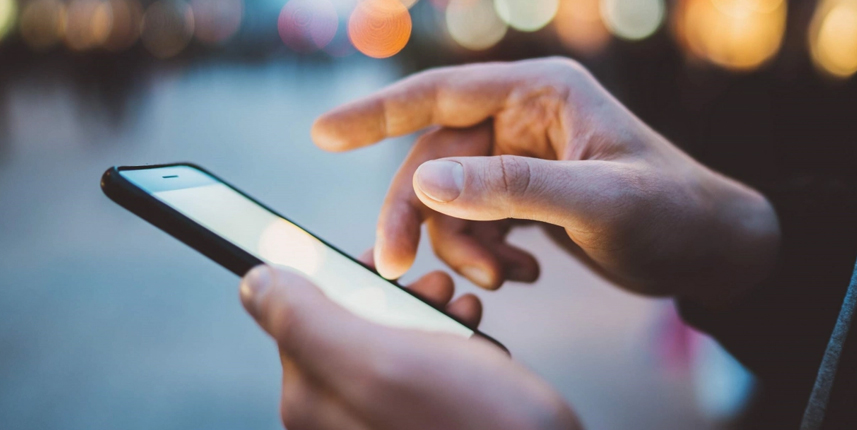 Prof. Dr. Özateş: Aşırı cep telefonu kullanımı kireçlenme vakalarında artışa neden olacak