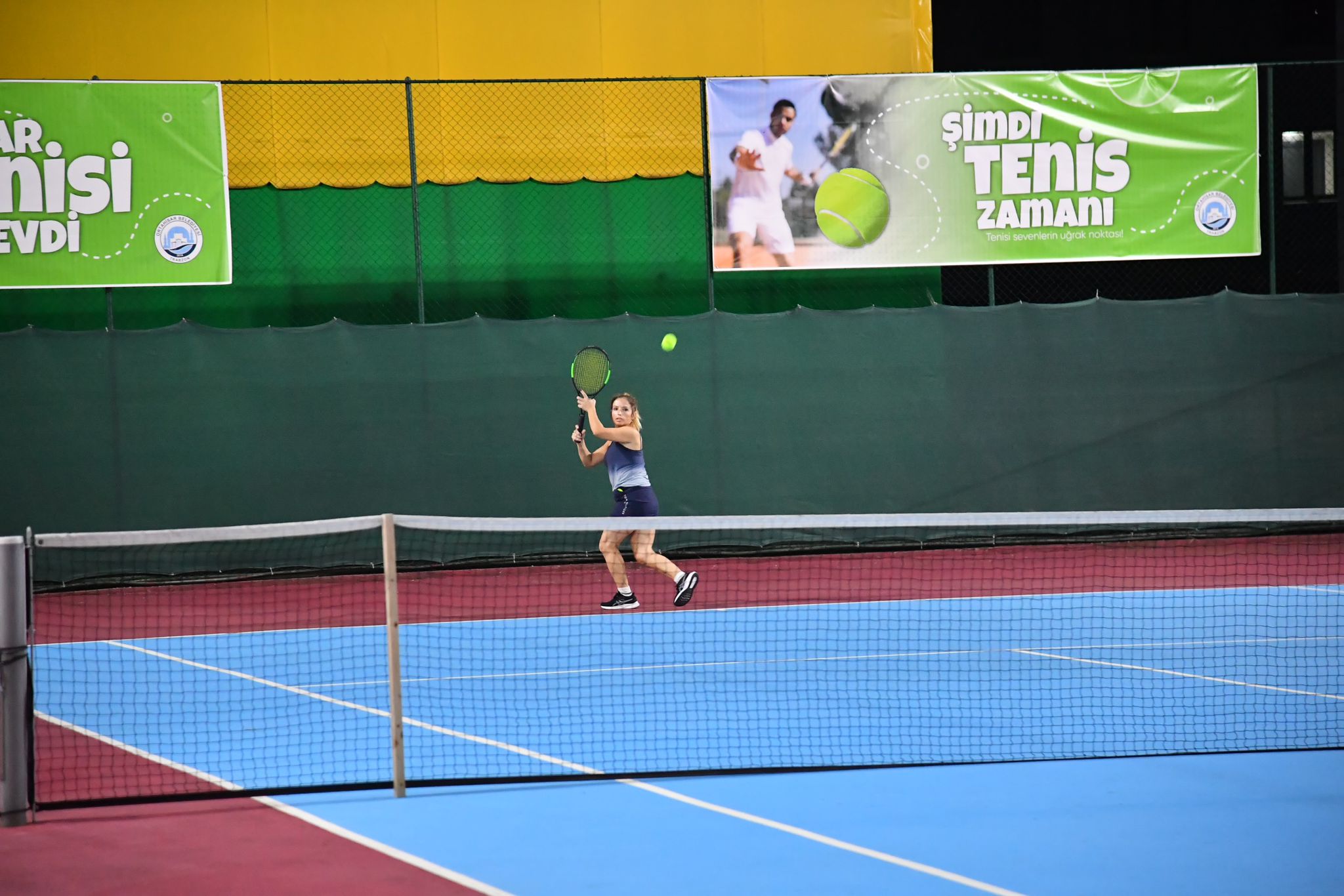Ortahisar Belediyesi'nin düzenlediği "Veteran Tenis Turnuvası" sürüyor