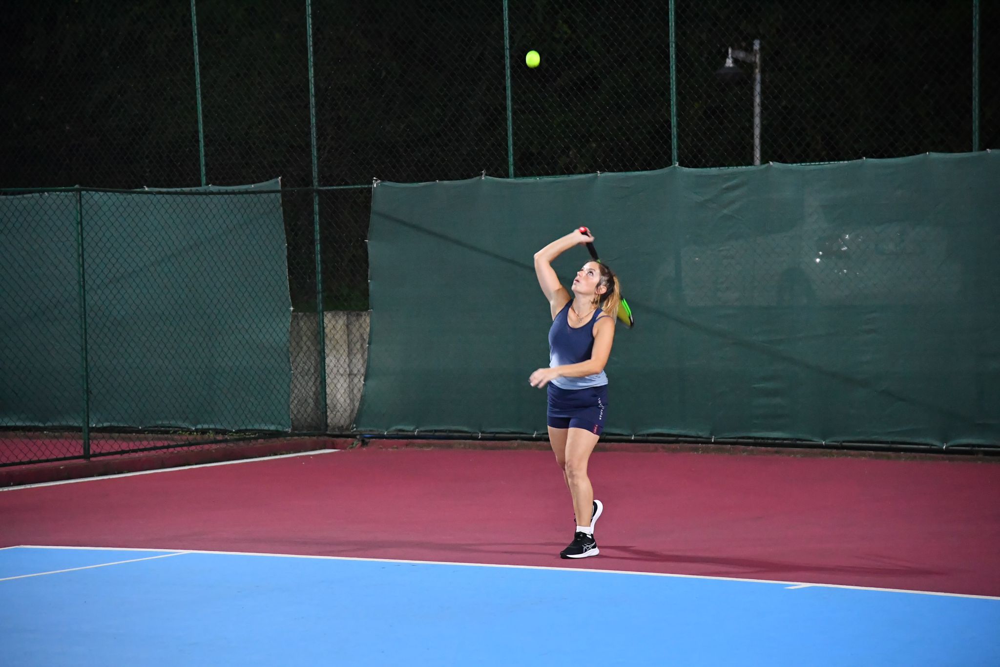 Ortahisar Belediyesi'nin düzenlediği "Veteran Tenis Turnuvası" sürüyor