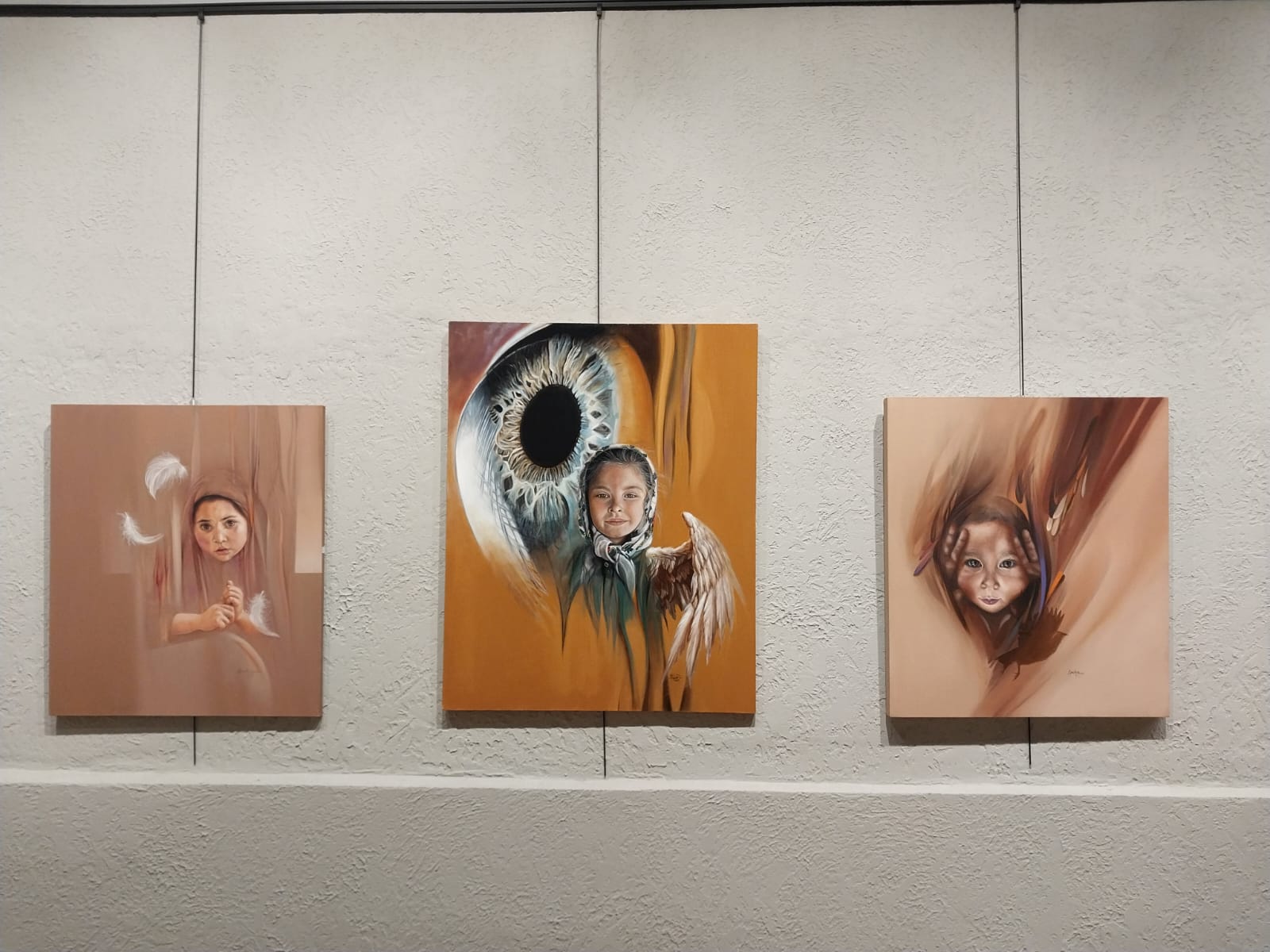 Trabzonlu resim sanatçısı Esra Aydın ilk kişisel sergisini memleketi Trabzon’da açtı (8)