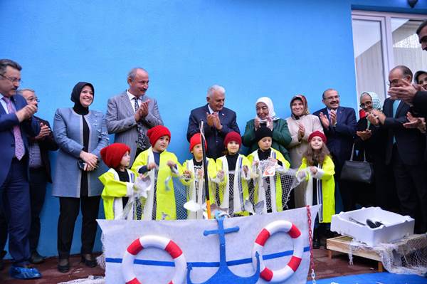 Binali Yıldırım Trabzon'da Fatma Tuna Anaokulunu açtı