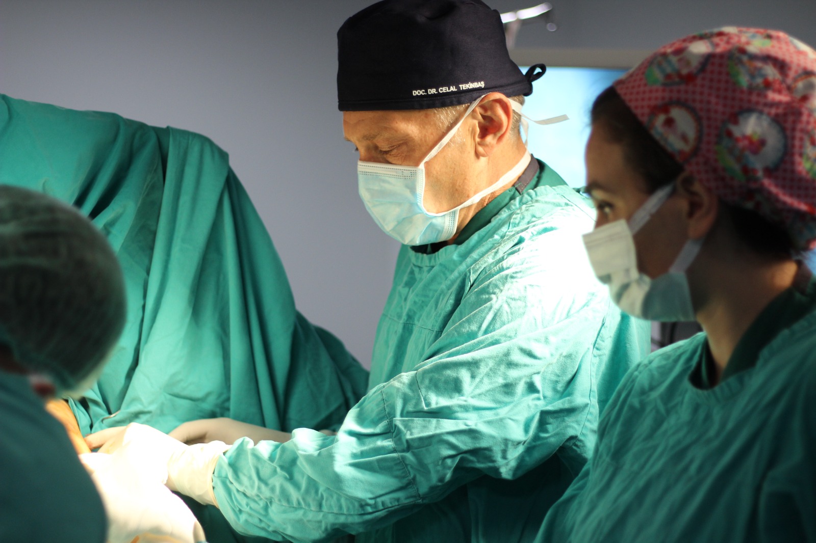 Gürcü genç hayatını karartan hastalıktan Trabzon'da kurtuldu