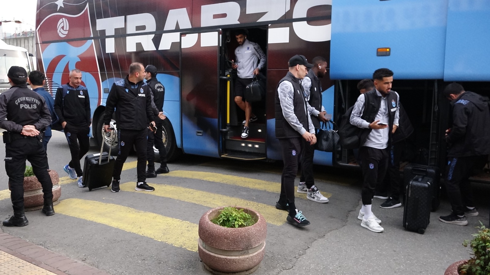 WhatsApp Image 2022-10-15 at 16.19.31 (1)