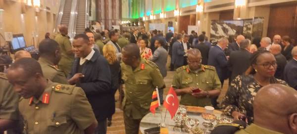 Türkiye Uganda kardeşliği pekişti