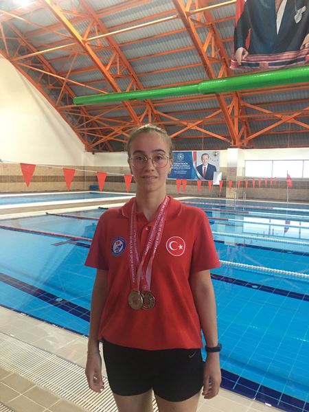 Avrasya Üniversitesi’ne iki gümüş madalya