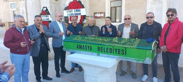 Acı kader! 10 yıl önce kazadan kurtulan gazeteci bu kez hayatını kaybetti