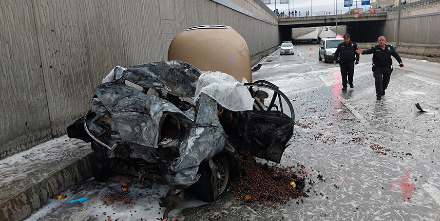 Samsun'da feci kaza! 2 kişi yanarak hayatını kaybetti