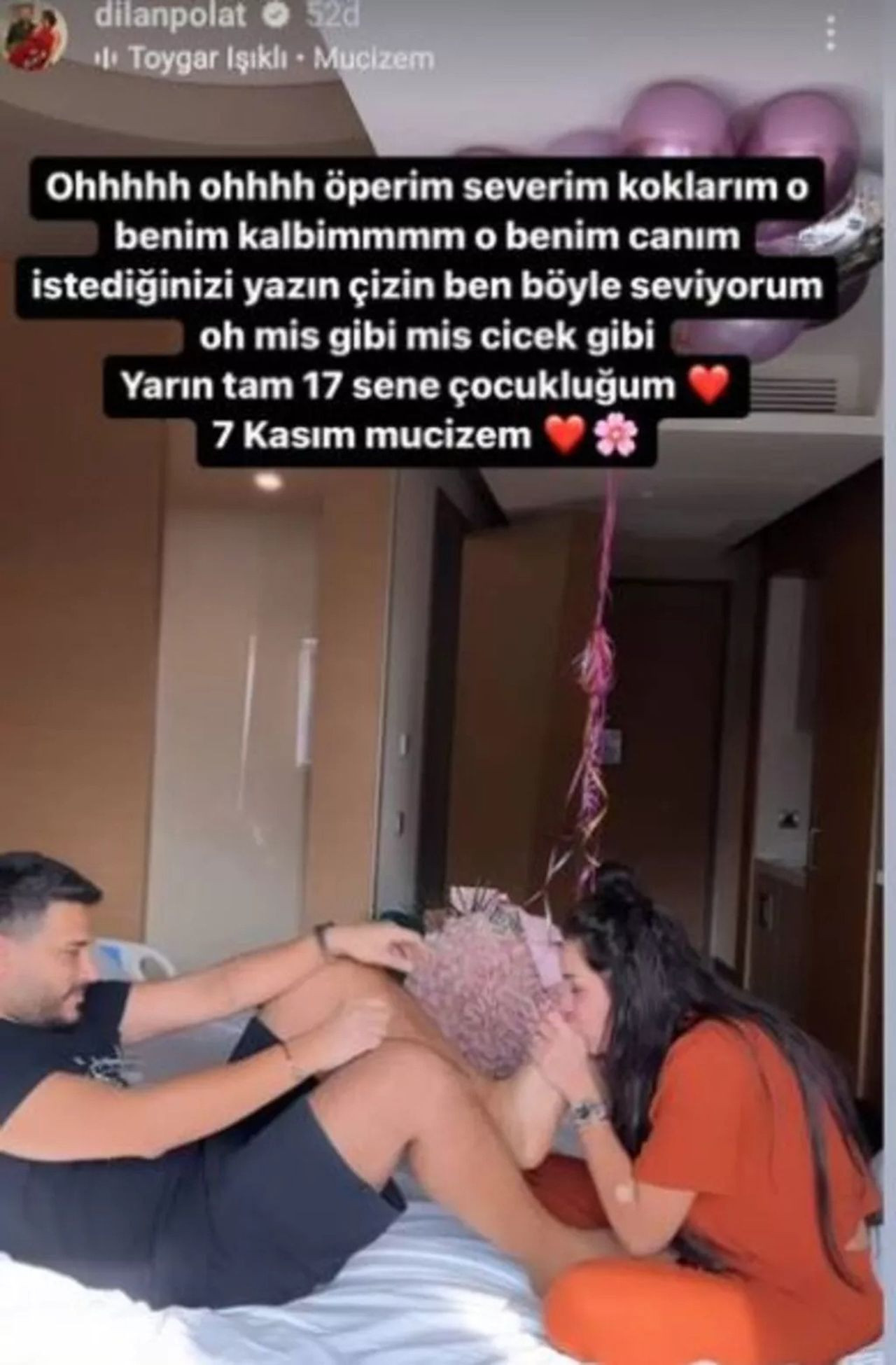 Kocasının ayağını yıkayıp, öpen sosyal medya fenomenine tepkiler yağdı