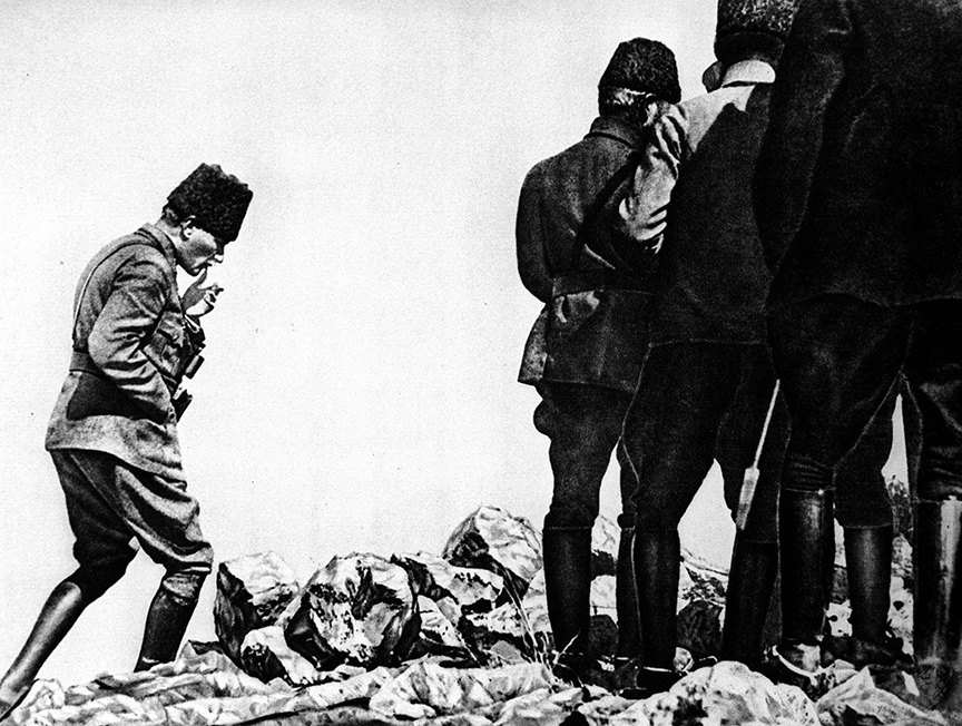 Mustafa Kemal Atatürk! 57 yıllık savaşlarla ve devrimlerle dolu bir hayat